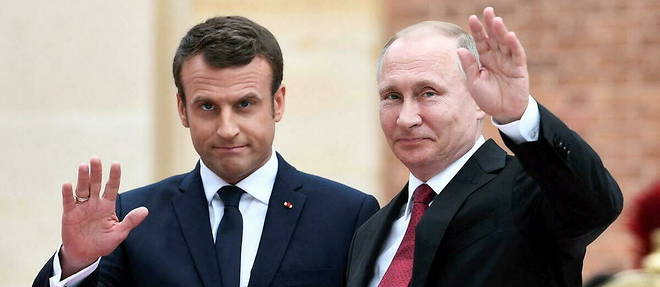 Vladimir Poutine et Emmanuel Macron le 29 mai 2017 au Château de Versailles.
