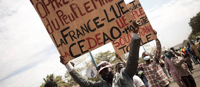 Manifestation a Bamako le 11 janvier 2022. 
