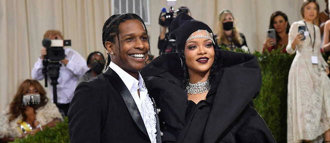 La chanteuse Rihanna , agee de 33 ans, est enceinte et attend son premier bebe avec le rappeur A$AP Rocky (image d'illustration).
