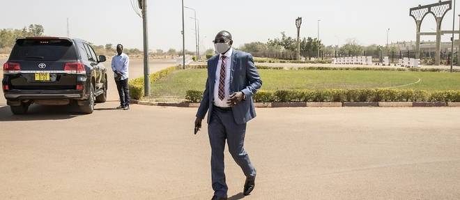 Burkina: rencontre entre la junte et les partis politiques a Ouagadougou