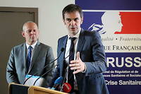 Olivier Véran et Jérôme Salomon lors d'une conférence de presse, le 18 février 2020.
