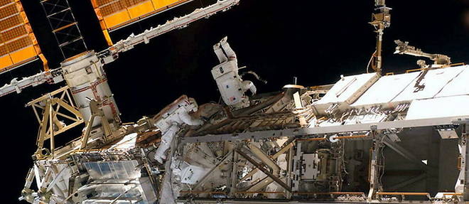L'ISS accueille des astronautes sans interruption depuis la fin de l'an 2000.
