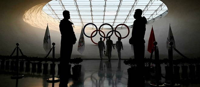 The Beijing Olympics are placed under surveillance... The athletes too?