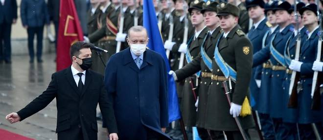 Erdogan tente une mediation Ukraine-Russie, en parallele d'efforts europeens