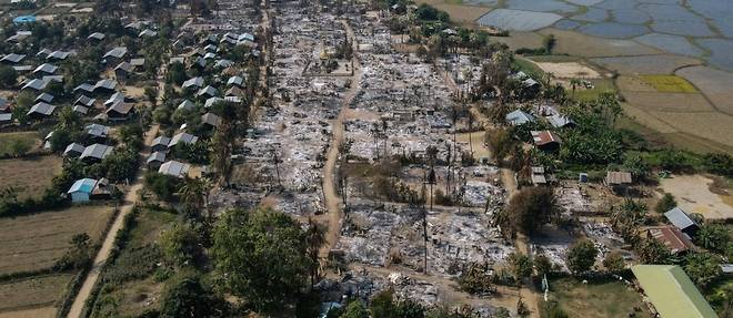 Birmanie: les troupes de la junte incendient des centaines de maisons