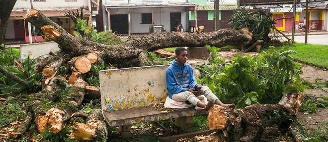 Cyclone Batsirai: 20 morts et des rizieres devastees a Madagascar