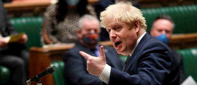 Boris Johnson aurait accueilli son nouveau chef de la communication en chantant. 
