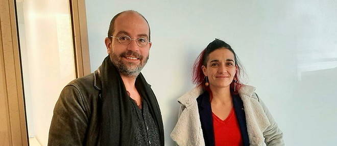 Avec Raul Magni-Berton, professeur de sciences politiques a l'IEP de Grenoble, qui est aussi son epoux et son directeur de campagne.
