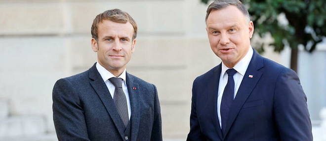 Emmanuel Macron avec Andrzej Duda, son homologue polonais, a l'Elysee, le 27 octobre 2021.
