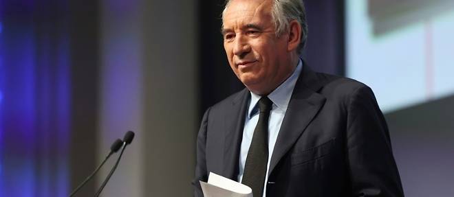 Bayrou voit dans les convois anti-pass un mouvement de "secession"