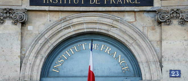 L'Academie craint une << insecurite linguistique >> chez certains Francais. 
