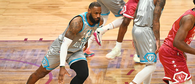 Auteur d'un shoot decisif, LeBron James a offert la victoire aux siens face a la << team Durant >> pour remporter le All-Star Game dimanche.
