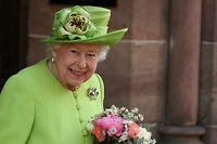 Royaume-Uni&nbsp;: Elizabeth II, atteinte du Covid-19, annule des engagements pr&eacute;vus mardi