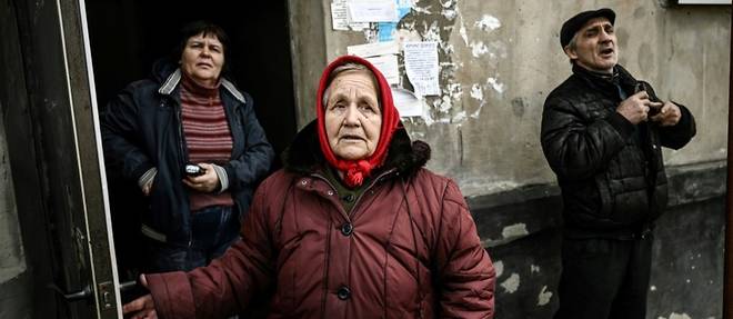 Ukraine: a Chtchastia, sur la ligne de front, "on attend la guerre a chaque minute"