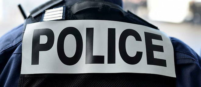 Des habitants de Saintry-sur-Seine ont saisi le tribunal administratif pour faire annuler un arrete interdisant les rassemblements de trois personnes et plus, de 18 heures a 7 heures et les multiples controles de police (image d'illustration).
