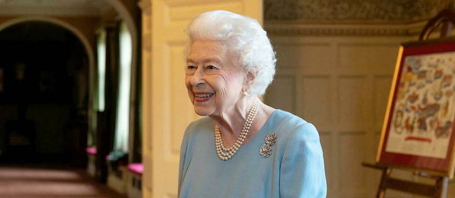 La reine se reposera toute la semaine, selon Buckingham.
