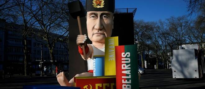 Allemagne: 250.000 personnes manifestent a Cologne pour la paix en Ukraine