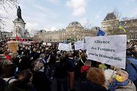 &quot;Non &agrave; la guerre en Europe&quot;: plus de 40.000 manifestants en France