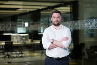 Yegor Aushev est le directeur de Cyber UniTech,  qui s'est imposé dès le début du conflit comme un des leaders de la résistance en ligne depuis la capitale ukrainienne.

