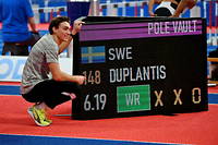 Saut &agrave; la perche&nbsp;: Armand Duplantis bat son propre record du monde