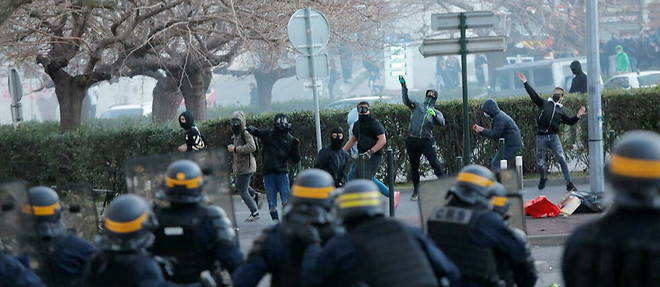 De premieres violences a Bastia, le 9 mars dernier.
