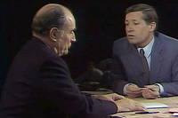 François Mitterrand dans l'émission Cartes sur table , le 16 mars 1981. 
