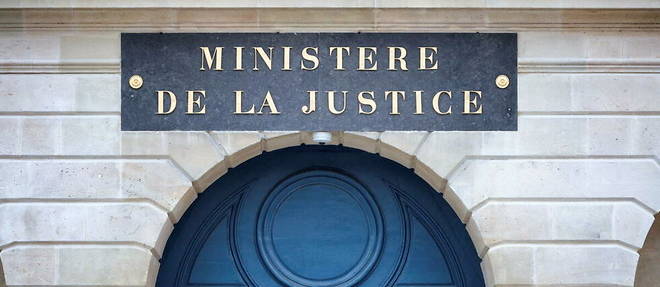 Le ministere de la Justice, place Vendome a Paris.
