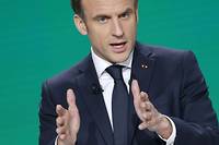 Pr&eacute;sidentielle: Macron repasse sous les 30%, reste largement devant Le Pen, selon un sondage