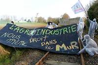 Agro-industrie: un train de c&eacute;r&eacute;ales arr&ecirc;t&eacute; par des manifestants en Bretagne