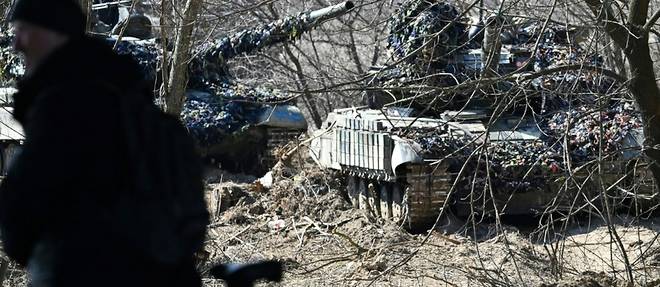 Ukraine: la Russie accusee du bombardement d'une ecole, Zelensky veut parler a Poutine