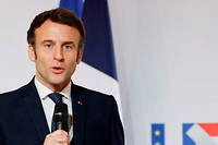 La proposition de Macron sur le RSA qui va enflammer la pr&eacute;sidentielle