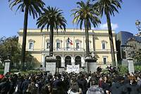 Recueillement et appels au calme en Corse apr&egrave;s la mort de Colonna