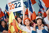 Eric Zemmour a mobilise des dizaines de milliers de partisans dimanche place du Trocadero, a Paris.
