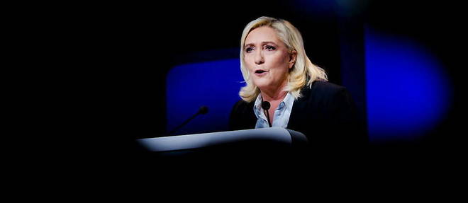 Marine Le Pen en campagne pour la presidentielle.
