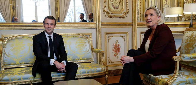 Le president Emmanuel Macron recoit a l'Elysee Marine Le Pen, leader du Rassemblement national, le 6 fevrier 2019.
