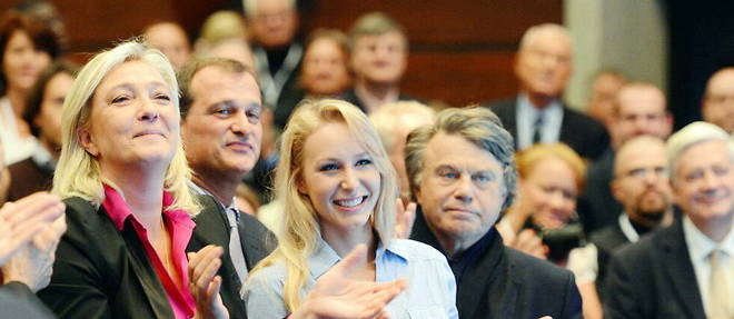 Marine Le Pen, Marion Marechal, Gilbert Collard, unis... en 2012.
