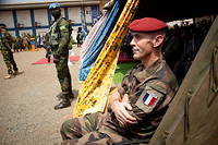            Le general de corps d'armee (4 etoiles) Jacques Langlade de Montgros prend la tete du renseignement militaire francais.
