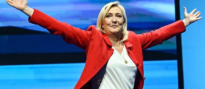 Presidentielle: Le Pen en appelle aux "patriotes" de tous bords, Macron defend les energies renouvelables
