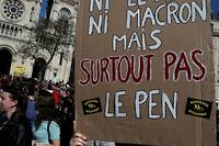 Pr&egrave;s de 23.000 manifestants en France contre l'extr&ecirc;me droite, loin d'&ecirc;tre pro-Macron