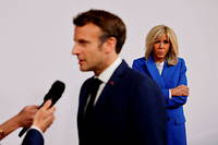 Christine Clerc &ndash; Brigitte Macron, la t&eacute;m&eacute;raire