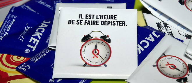 Journee de mobilisation sur le VIH, parution d'un inedit de Georges Perec, sport feminin... Toute l'actualite de ce samedi 30 avril.
