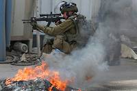 Cisjordanie: les forces isra&eacute;liennes arr&ecirc;tent deux suspects apr&egrave;s une attaque meurtri&egrave;re