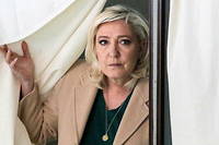 L&eacute;gislatives : Le Pen appelle les &eacute;lecteurs &agrave; choisir le RN
