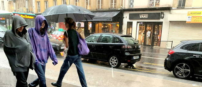 Les Francais commenceront leur semaine avec un parapluie (photo d'illustration).
