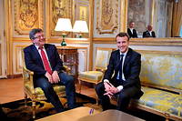 L&eacute;gislatives&nbsp;: Macron embrouill&eacute; par M&eacute;lenchon