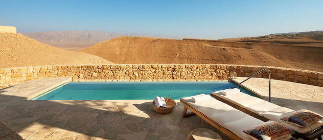 Les 60 suites et villas du Six Senses Shaharut ont ete pensees sur le modele des habitations nabateennes et se fondent totalement dans le desert.
