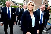 Aux l&eacute;gislatives, Le Pen au d&eacute;fi de rester premi&egrave;re opposante