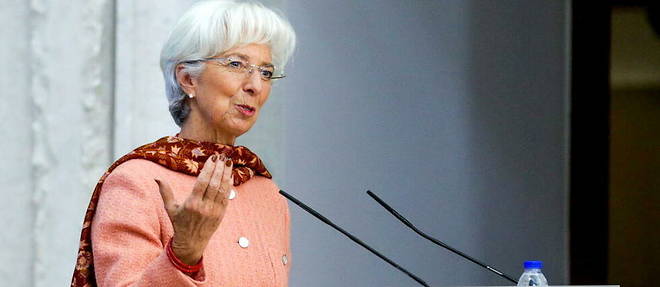 La presidente Christine Lagarde annonce que la BCE << va mettre fin >> dans un premier temps a ses achats nets d'actifs << au debut du troisieme trimestre >>.
