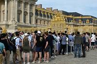 Le tourisme &quot;refleurit&quot; au ch&acirc;teau de Versailles, malgr&eacute; l'absence des Chinois