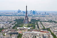 Vue aérienne du quartier de la tour Eiffel. (illustration)
